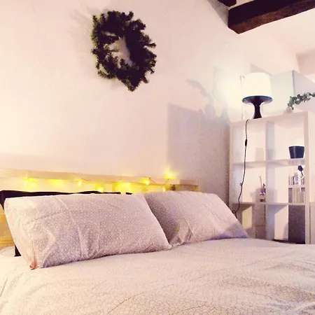 Delizioso Monolocale Nel Centro Storico Di Modena