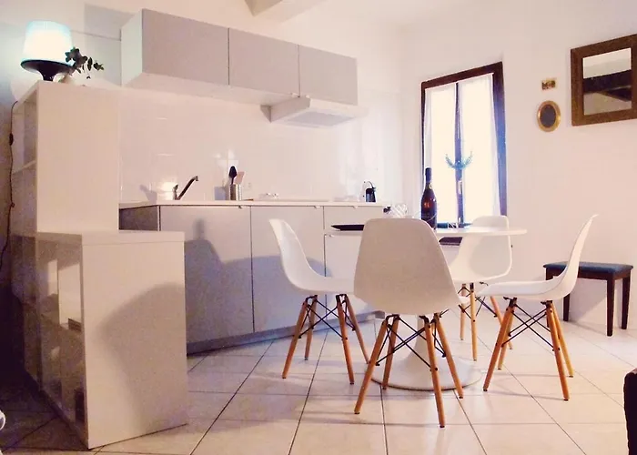 Delizioso Monolocale Nel Centro Storico Di