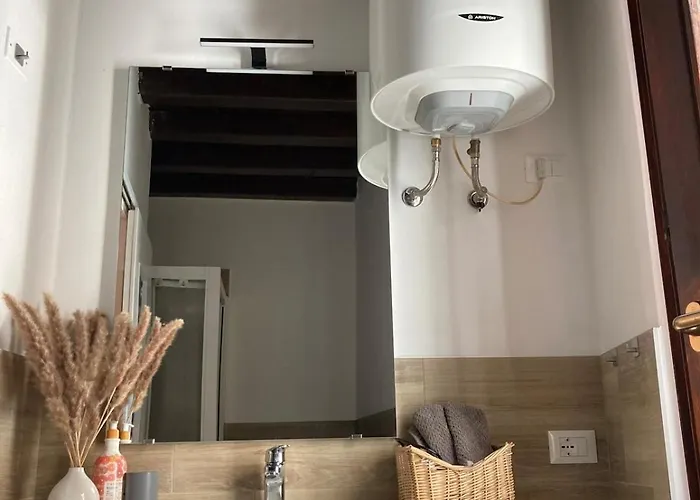 Delizioso Monolocale Nel Centro Storico Di *